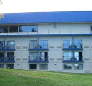 Oyster Bay Inn & Suites hotel detail image 5