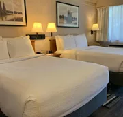 Coachman Inn & Suites hotel detail image 4