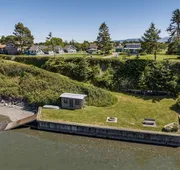 Juan de Fuca Waterfront Hotel & Cottages hotel detail image 5