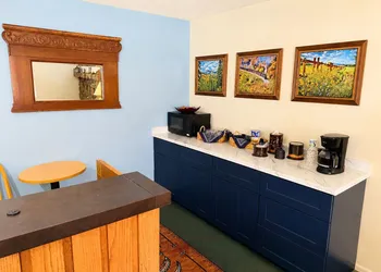 Branding Iron Motel hotel thumbnail 4