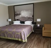 Super 8 by Wyndham Los Angeles-Culver City Area hotel detail image 3