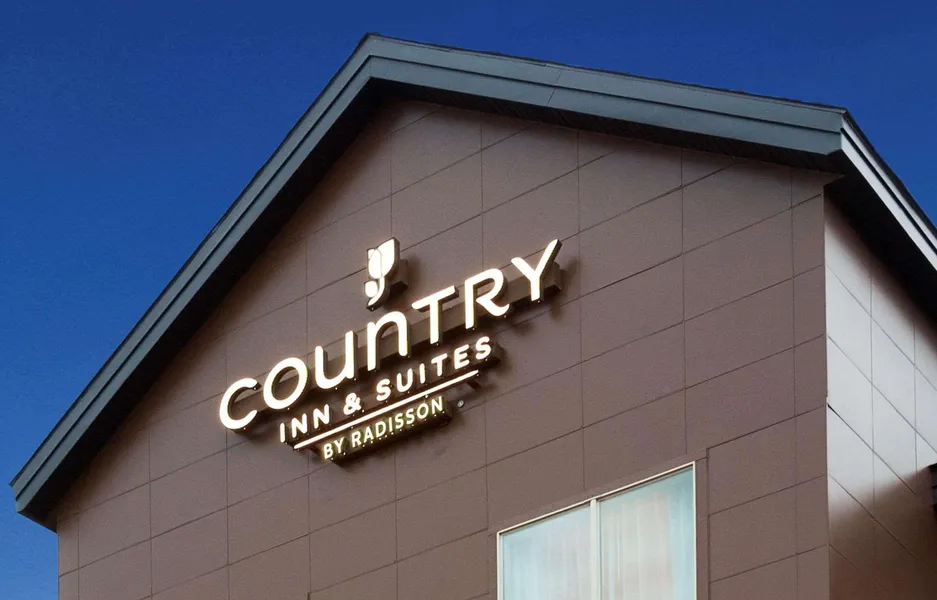 Country Inn & Suites by Radisson, Buffalo, MN hotel detail image 2