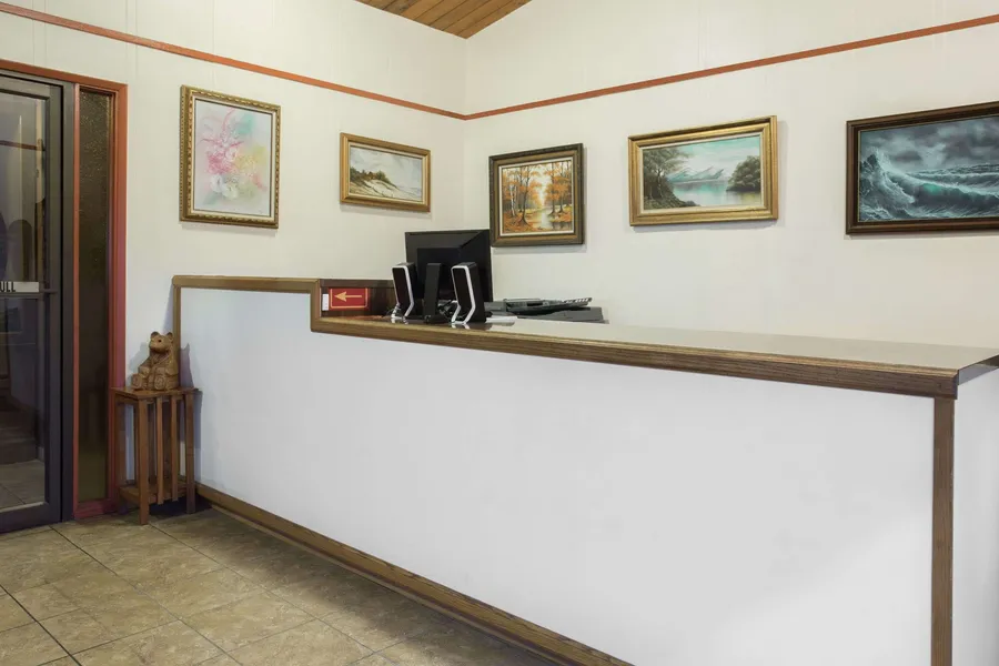 Knights Inn Boardman hotel detail image 6