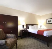 Ramada by Wyndham Minneapolis Airport/Eagan hotel detail image 7