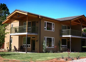 Driftwood Lodge hotel thumbnail 5