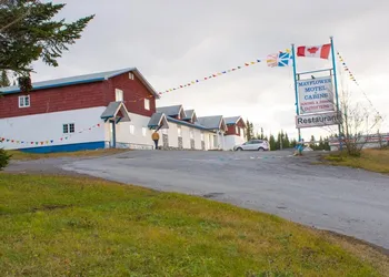 Mayflower Inn and Adventures hotel thumbnail 2