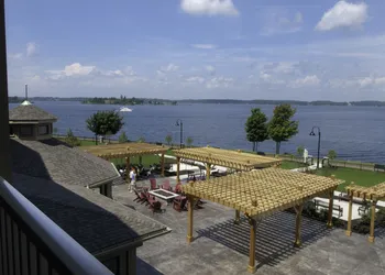 1000 Islands Harbor Hotel hotel thumbnail 3