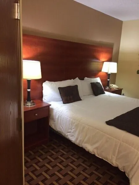 Baymont by Wyndham Paducah hotel detail image 6