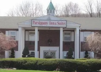 Parsippany Inn and Suites Morris Plains hotel thumbnail 3
