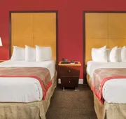 Ramada by Wyndham Miami Springs/Miami International Airport hotel detail image 7