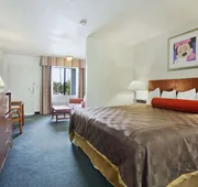 Travelodge Inn & Suites by Wyndham Anaheim on Disneyland Dr hotel detail image 7