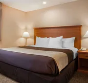 Quality Inn Kirkland hotel detail image 7