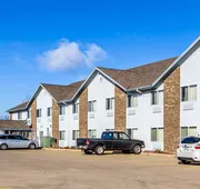 Econo Lodge Inn & Suites Pekin - Peoria Area hotel detail image 5