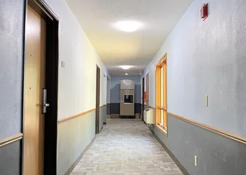 Campus Inn Motel hotel thumbnail 3