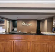 Glengate Hotel & Suites hotel detail image 5
