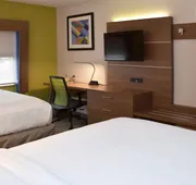 Holiday Inn Express Mount Pleasant-Scottdale by IHG hotel detail image 7