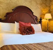 Altland House Inn and Suites hotel detail image 7