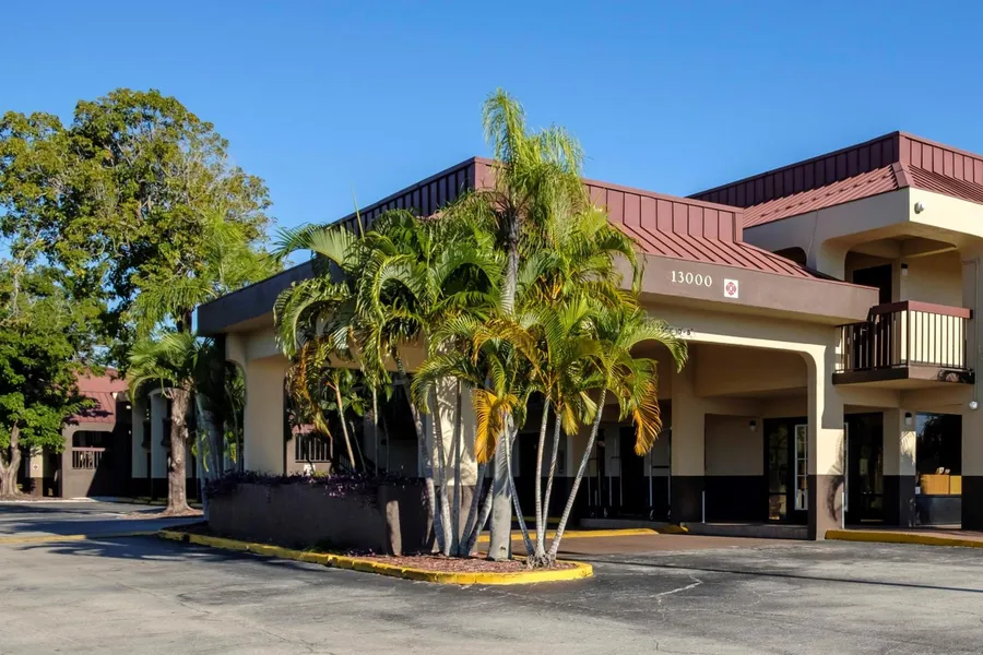 Red Roof Inn Ft. Myers hotel detail image 2