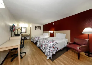 Red Roof Inn Ft. Myers hotel thumbnail 7