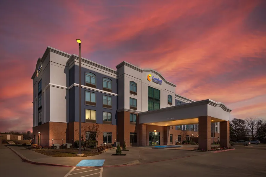 Comfort Inn & Suites Frisco East - McKinney hotel detail image 2