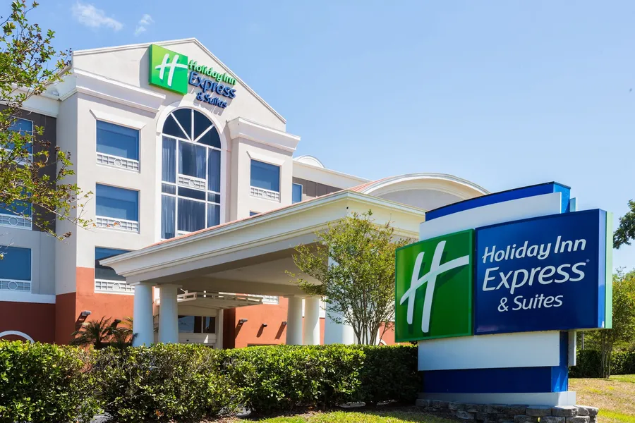 Holiday Inn Express Hotel & Suites Tampa-Fairgrounds-Casino by IHG hotel detail image 2