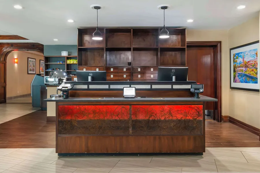 Best Western Plus Kansas City Sports Complex Hotel hotel detail image 2