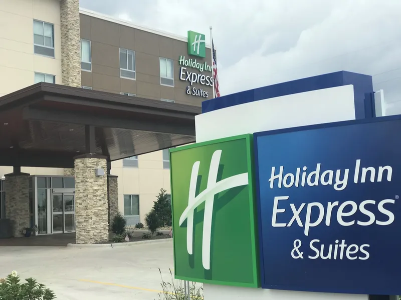 Holiday Inn Express & Suites Hannibal - Medical Center by IHG hotel detail image 2