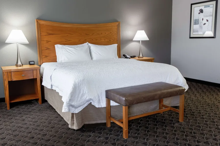 Hampton Inn & Suites Chesapeake-Square Mall hotel detail image 6