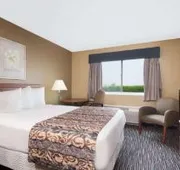 Baymont by Wyndham Columbus/Rickenbacker hotel detail image 3