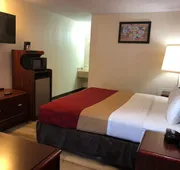 Econo Lodge Williamsburg Historic Area hotel detail image 4