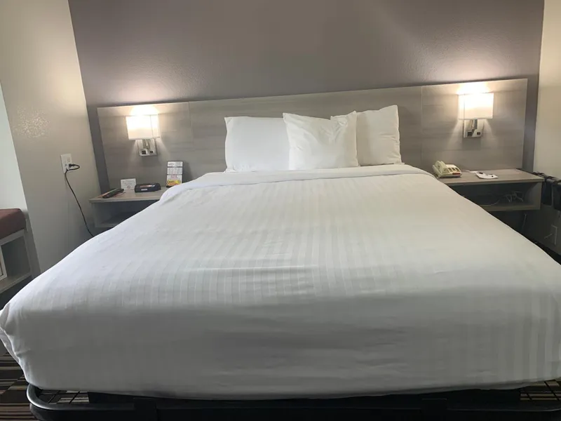 Microtel Inn by Wyndham Charlotte Airport hotel detail image 2