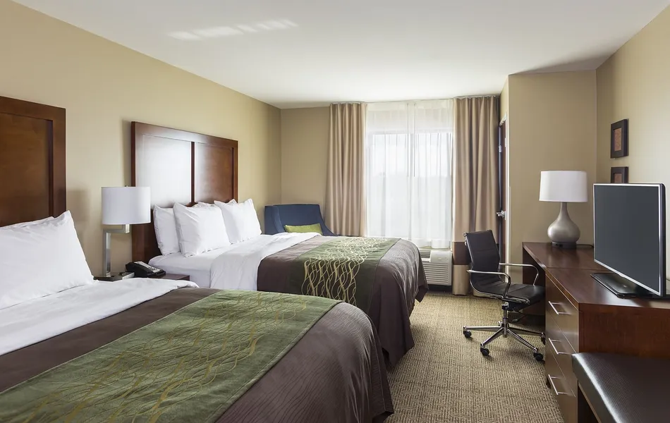 Comfort Inn & Suites West - Medical Center hotel detail image 2