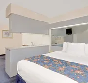 Microtel Inn & Suites by Wyndham Hagerstown by I-81 hotel detail image 7