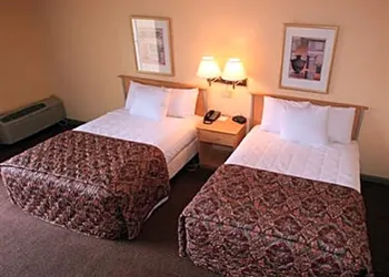 Knights Inn Atlanta hotel thumbnail 2