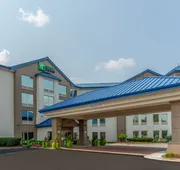 Holiday Inn Express Hotel & Suites Chicago-Midway Airport by IHG hotel detail image 3