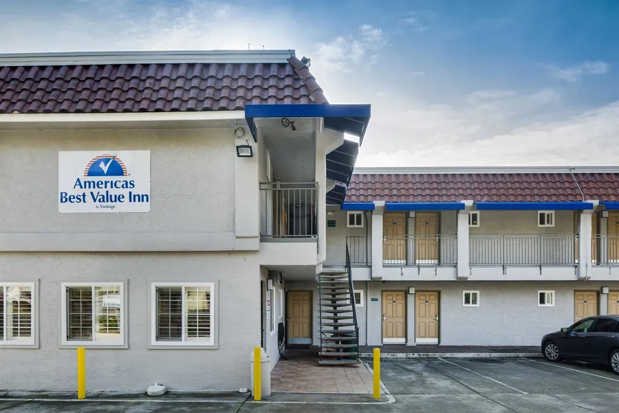 Americas Best Value Inn Richmond San Francisco hotel detail image 2