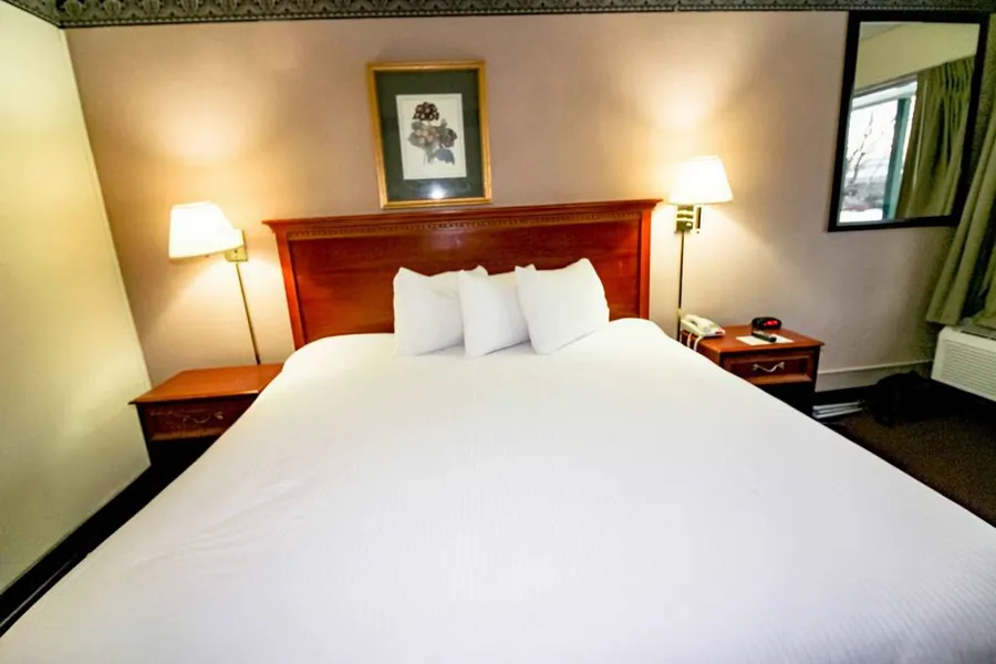Newburgh Inn hotel detail image 2