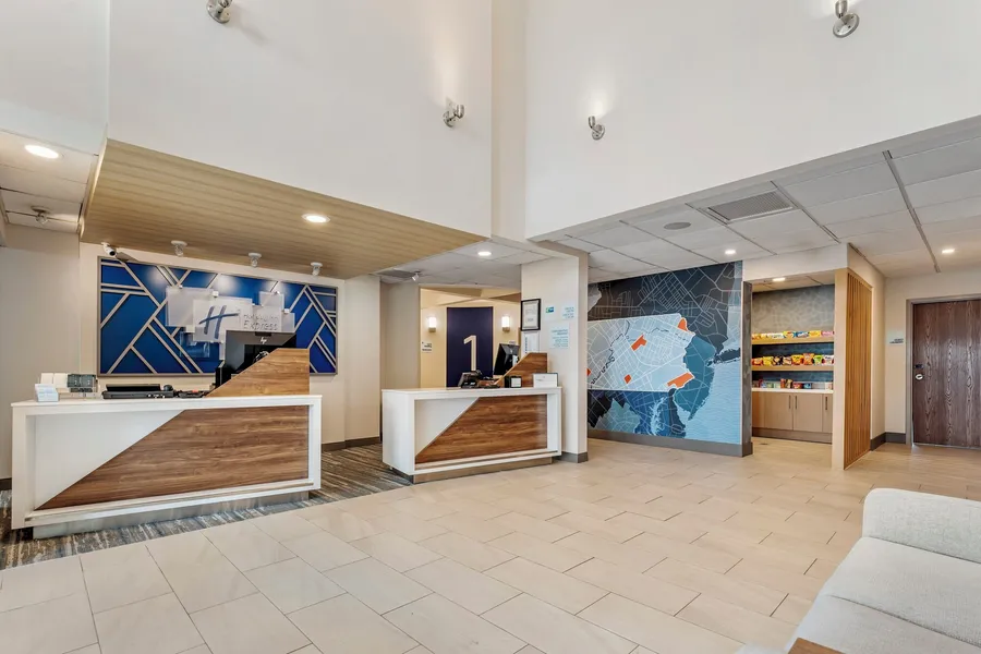 Holiday Inn Express Pittsburgh East - Mall Area by IHG hotel detail image 2
