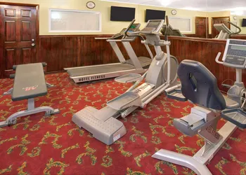 Days Inn by Wyndham Elk Grove Village Chicago hotel thumbnail 5