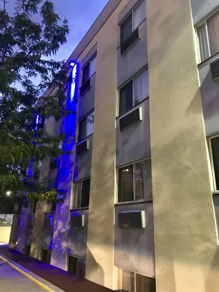 Best Western Plus Brooklyn Bay Hotel hotel detail image 2