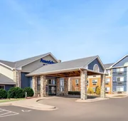 AmericInn by Wyndham Shakopee Near Canterbury Park hotel detail image 3