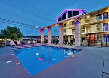 Park Inn by Radisson Pigeon Forge South hotel thumbnail 3