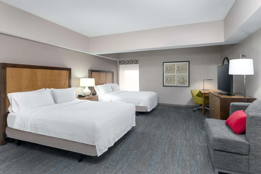 Hampton Inn & Suites Clayton/St. Louis-Galleria Area hotel detail image 6
