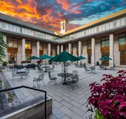 The Knight Center at Washington University hotel detail image 4