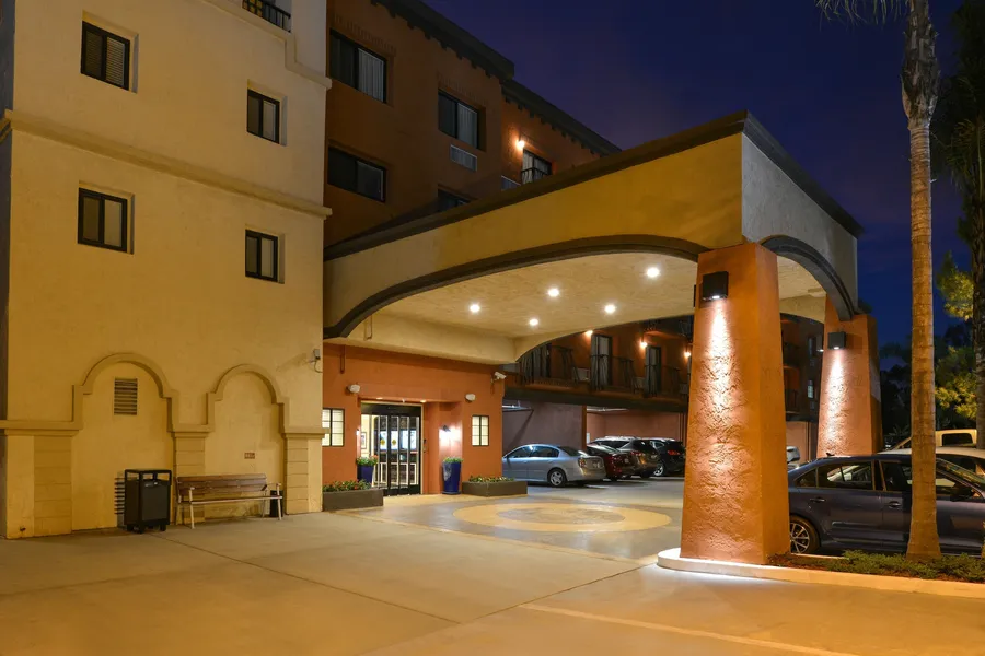 Best Western Plus La Mesa San Diego hotel detail image 2