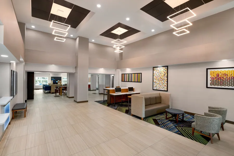 Holiday Inn Express & Suites Pembroke Pines-Sheridan St by IHG hotel detail image 6