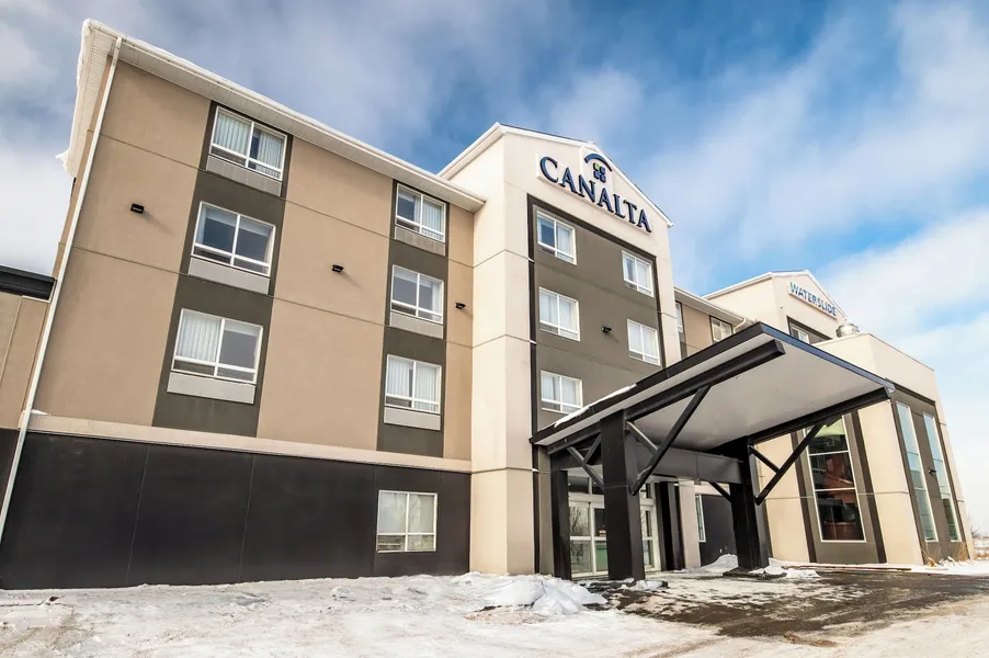 Canalta Airdrie hotel detail image 2