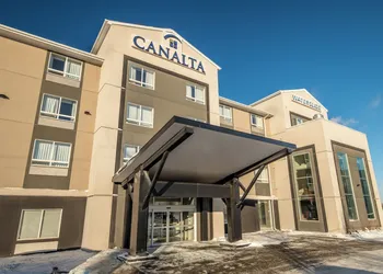 Canalta Airdrie hotel thumbnail 3