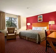Spark by Hilton - Kent, Seattle hotel detail image 7