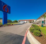 Motel 6 Dallas, TX - Farmers Branch hotel detail image 4